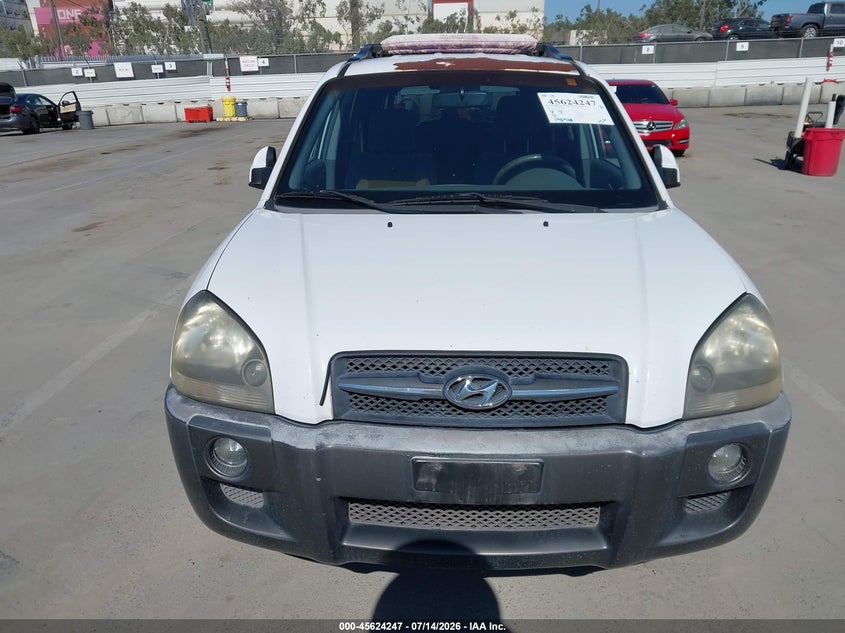 2006 Hyundai Tucson VIN KM8JN12D46U421261 IAAI salvage auction — NORMAL WEAR, Clear - Dealer Only (California), sold $675 on 2026-07-22 (photo 6)
