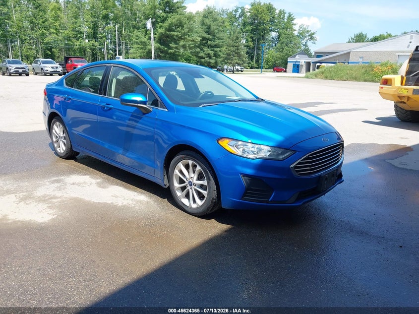 2020 Ford Fusion VIN 3FA6P0LU3LR233143 IAAI salvage auction — NORMAL WEAR, SF97 (Maine), sold $9,600 on 2026-07-31 (photo 1)