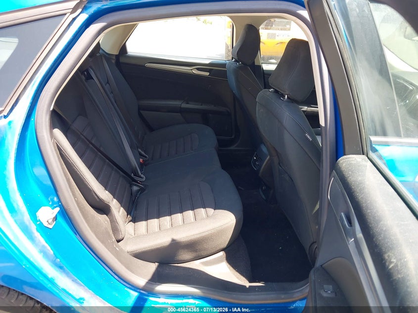 2020 Ford Fusion VIN 3FA6P0LU3LR233143 IAAI salvage auction — NORMAL WEAR, SF97 (Maine), sold $9,600 on 2026-07-31 (photo 8)