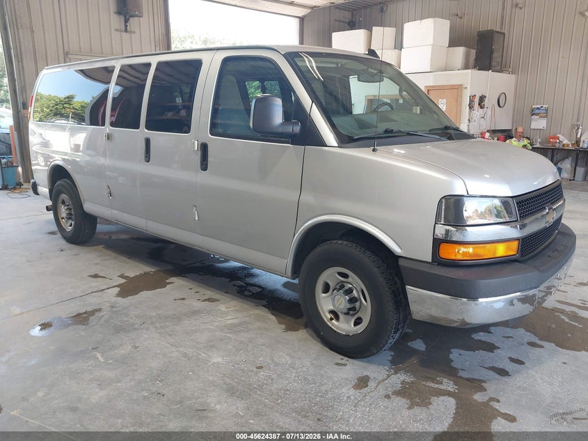 2016 Chevrolet Express 3500 VIN 1GAZGPFF0G1272326 — IAAI salvage auction photo