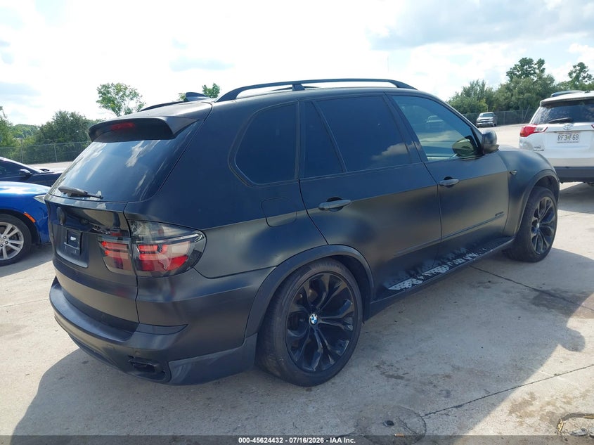 2011 BMW X5 VIN 5UXZV8C54BL417751 IAAI salvage auction — NORMAL WEAR, Clear (Missouri), sold $25 on 2026-07-28 (photo 4)