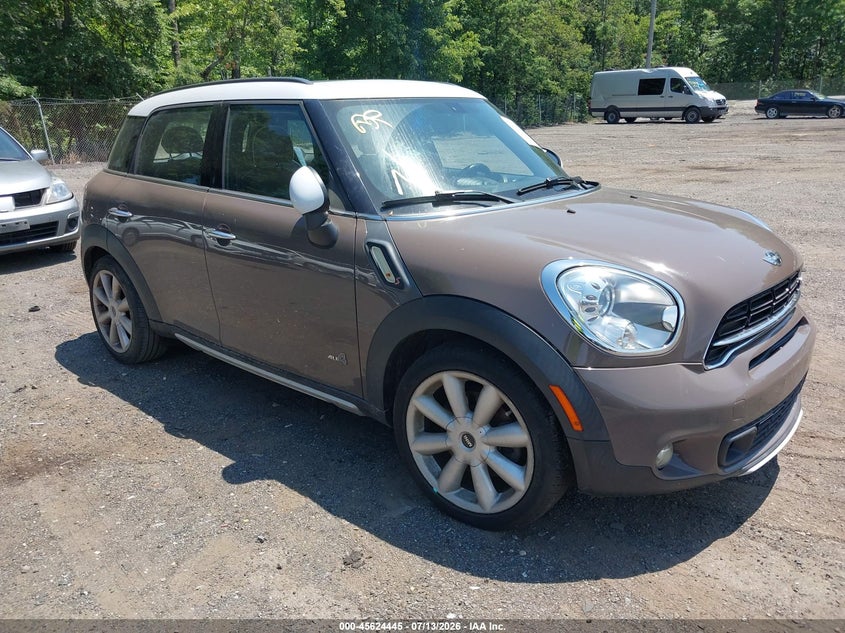 2015 Mini Countryman VIN WMWZC5C56FWP42764 IAAI salvage auction — NORMAL WEAR, Wait Title, sold $1,375 on 2026-09-10 (photo 1)