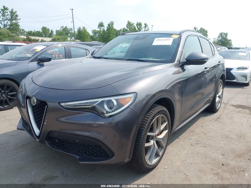 2018 Alfa romeo Stelvio VIN ZASFAKNN1J7B99969 IAAI salvage auction — NORMAL WEAR, Original (Ohio), sold $25 on 2026-07-28 (photo 6)