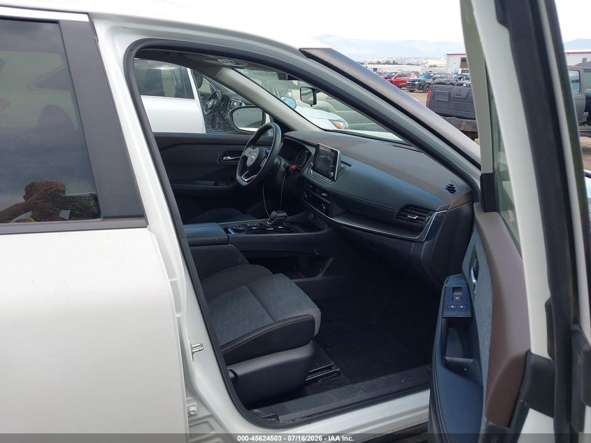 2023 Nissan Rogue VIN JN8BT3BB4PW192020 IAAI salvage auction — ENGINE DAMAGE, Enterprise Vehicles Clear Only (Idaho), sold $25 on 2026-07-29 (photo 5)