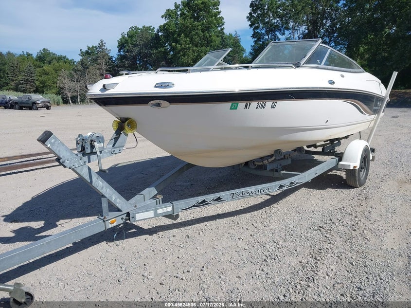 2006 Chaparral Other VIN 00000FGBG2505J506 IAAI salvage auction — SIDE, Clear (New York), sold $1,050 on 2026-07-29 (photo 2)