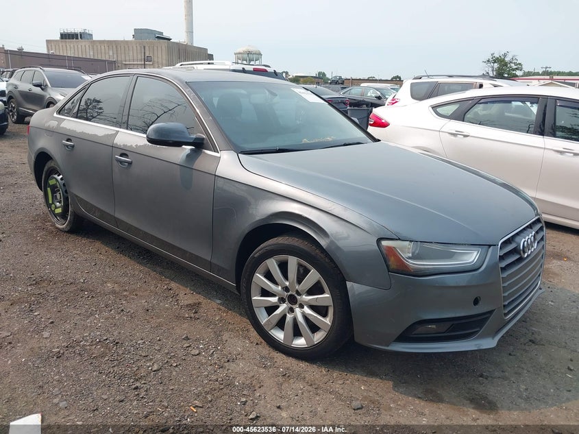 2013 Audi A4 VIN WAUAFAFL7DN031231 IAAI salvage auction — NORMAL WEAR, Clear (New Jersey), sold $425 on 2026-07-29 (photo 1)