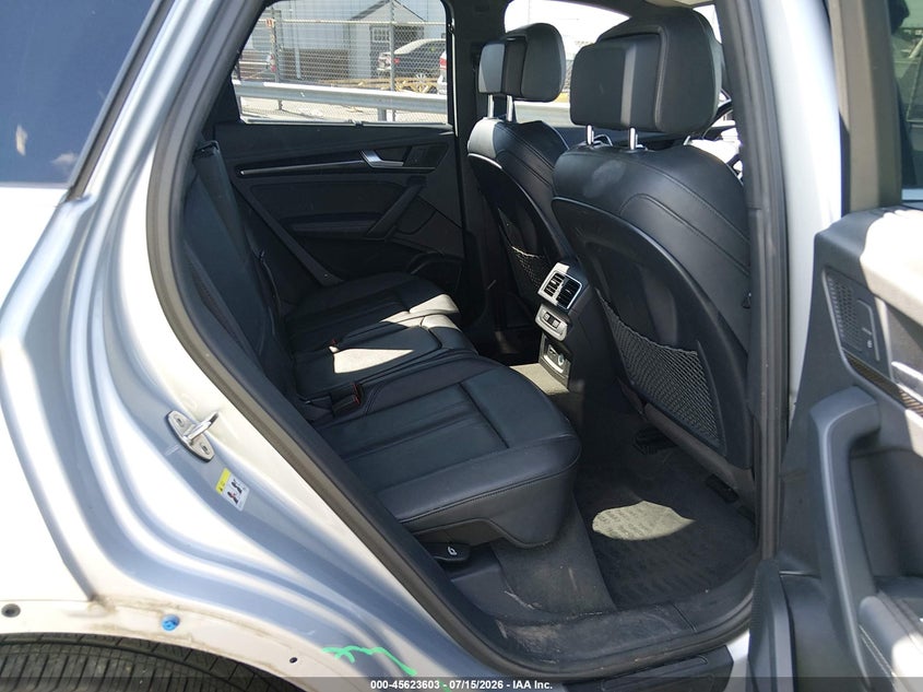 2019 Audi Sq5 VIN WA1B4AFY5K2001212 IAAI salvage auction — RIGHT SIDE, Salvage (South Carolina), sold $10,025 on 2026-08-29 (photo 8)