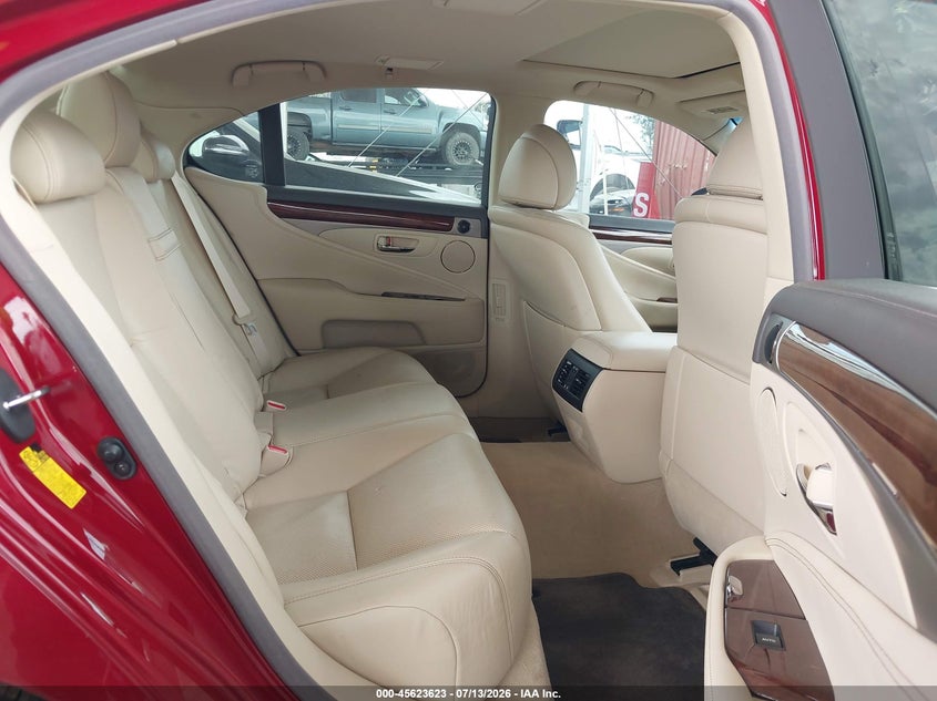 2013 Lexus VIN JTHCL5EF3D5017705 IAAI salvage auction — FRONT END, Salvage Title, sold $5,400 on 2026-07-31 (photo 8)