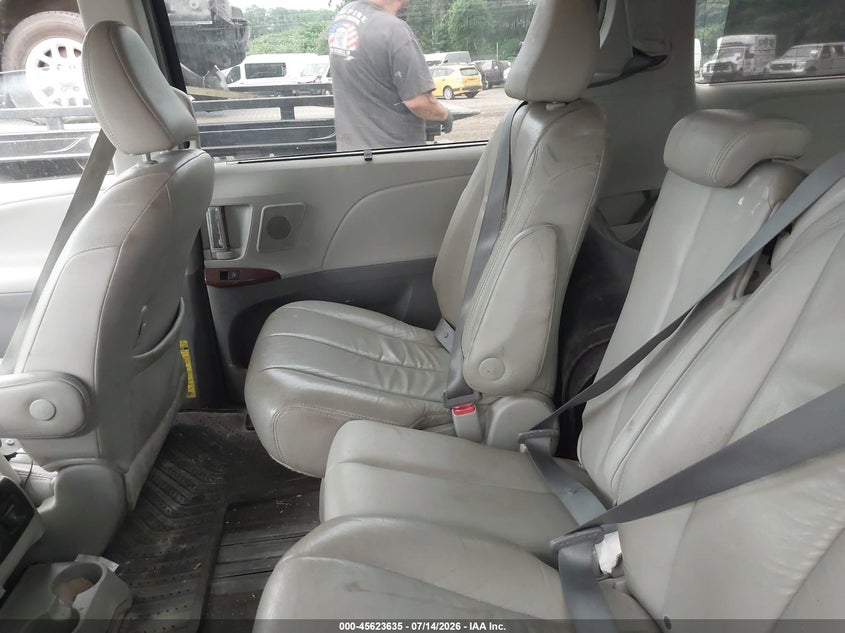 2011 Toyota Sienna VIN 5TDYK3DC0BS148619 IAAI salvage auction — FRONT & REAR, Mv-907A (New York), sold $1,050 on 2026-07-28 (photo 8)