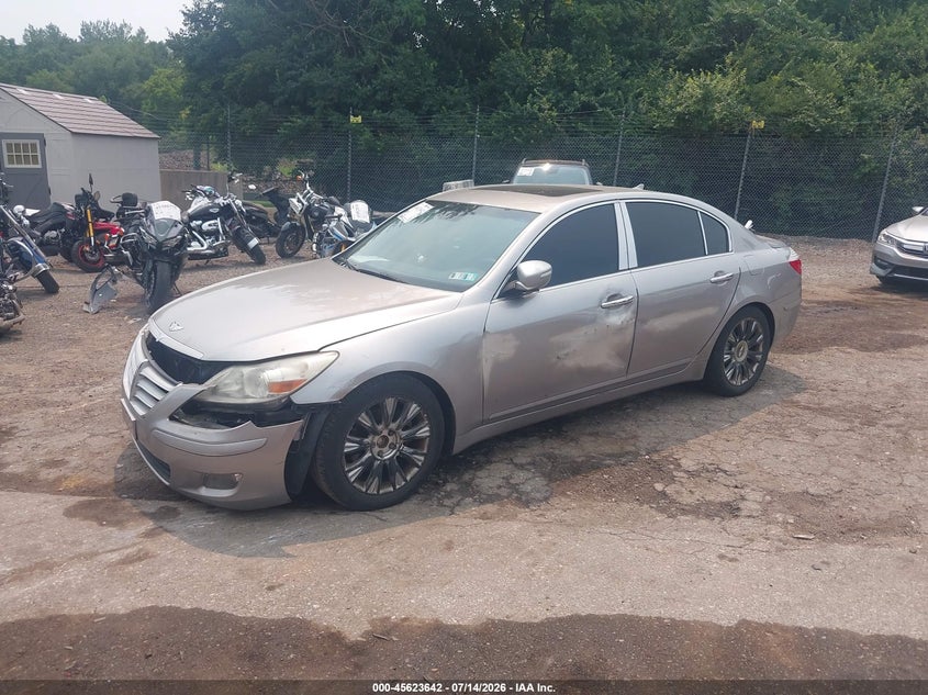 2009 Hyundai Genesis VIN KMHGC46E99U040983 IAAI salvage auction — SIDE, Salvage (Pennsylvania), sold $325 on 2026-07-31 (photo 6)