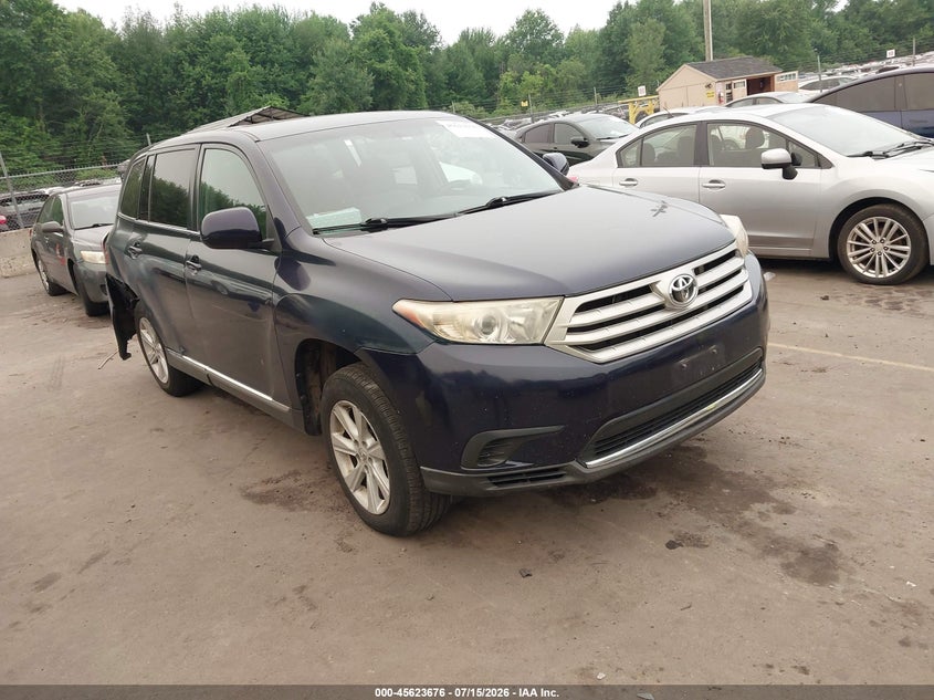 2013 Toyota Highlander VIN 5TDBK3EHXDS241165 IAAI salvage auction — REAR END, Wait Title, sold $2,175 on 2026-08-01 (photo 1)