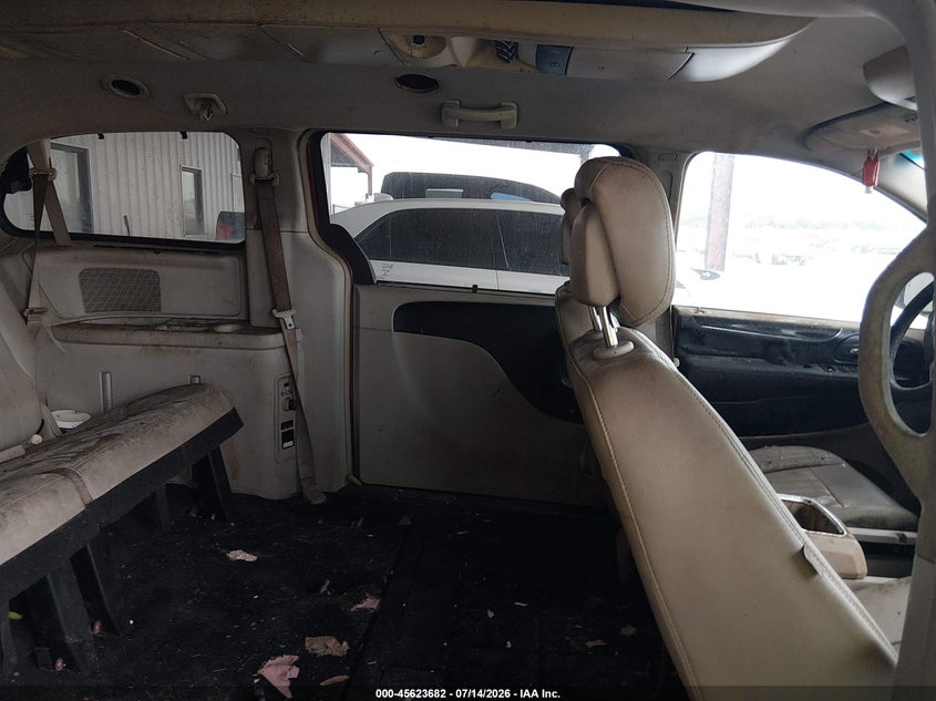 2014 Chrysler Town & country VIN 2C4RC1CG6ER116281 IAAI salvage auction — NORMAL WEAR, Original (Texas), sold $275 on 2026-09-04 (photo 8)