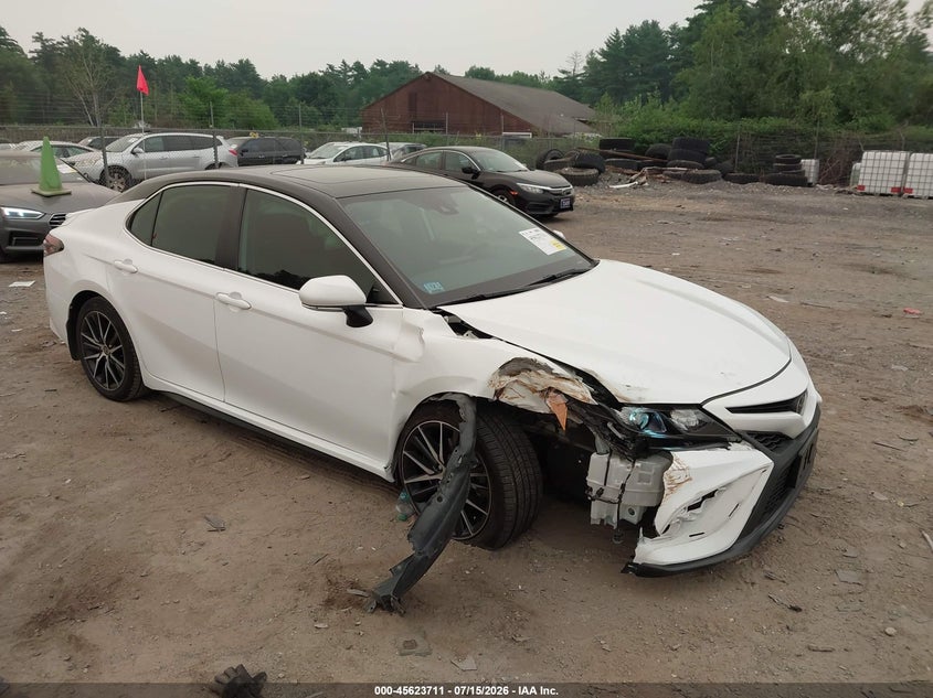 2023 Toyota Camry VIN 4T1G11BK9PU103254 — IAAI salvage auction photo