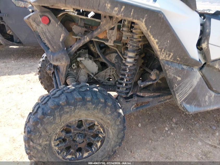 2023 Can-am/ brp Maverick VIN 3JBVMAY47PE002324 IAAI salvage auction — REAR END, Salvage Title, sold $4,650 on 2026-08-18 (photo 8)