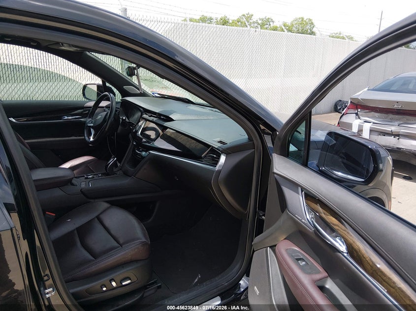 2023 Cadillac Xt6 VIN 1GYKPCRS6PZ213724 IAAI salvage auction — REAR END, Original (Texas), sold $25 on 2026-08-19 (photo 5)