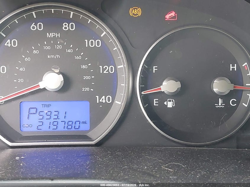 2012 Hyundai Santa fe VIN 5XYZHDAGXCG103086 IAAI salvage auction — NORMAL WEAR, Original (Maine), sold $25 on 2026-07-30 (photo 7)