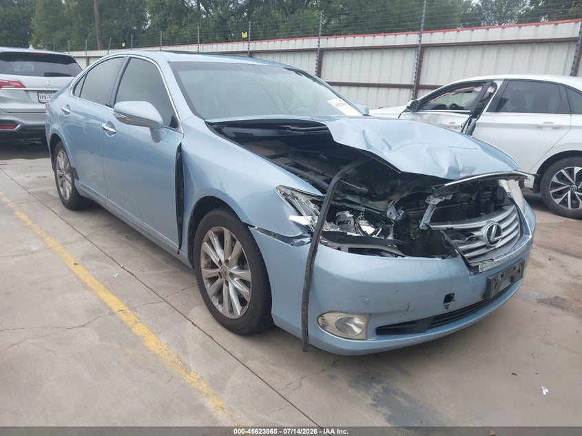 2010 Lexus ES VIN JTHBK1EG3A2393737 IAAI salvage auction — FRONT END, Original (Texas), sold $2,050 on 2026-08-31 (photo 1)