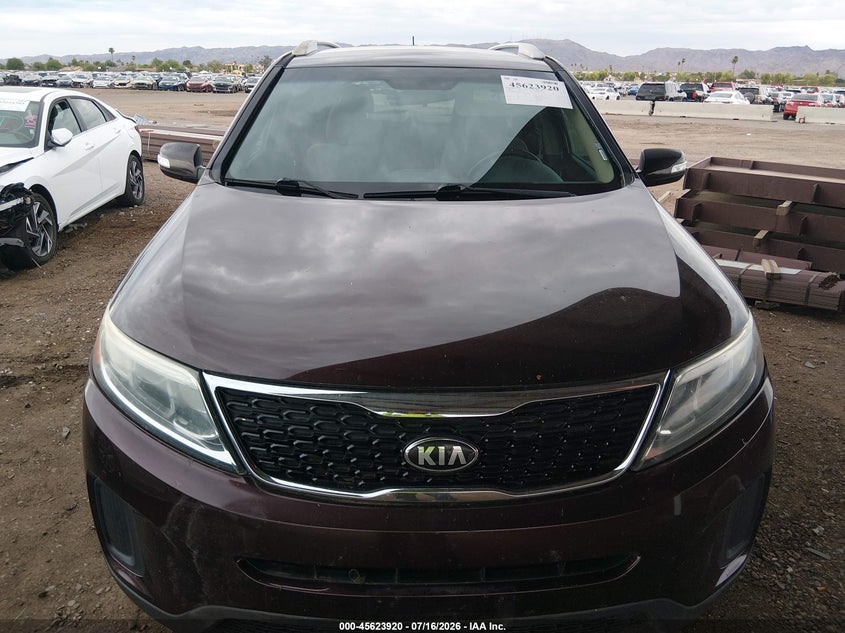 2015 Kia Sorento VIN 5XYKTDA77FG595290 IAAI salvage auction — NORMAL WEAR, Clear-Dealer Only (Arizona), sold $250 on 2026-07-28 (photo 6)