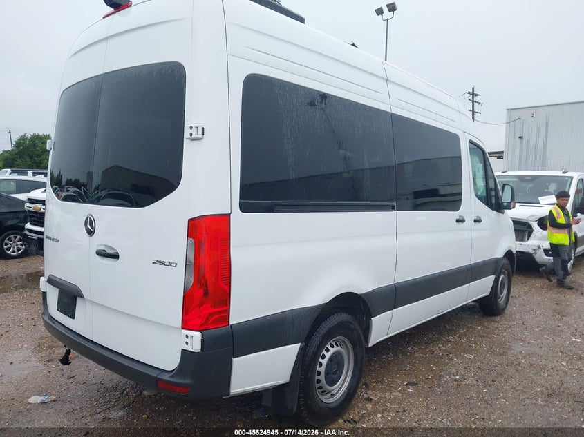 2025 Mercedes-benz Sprinter VIN W1Z4KFHY6SP804894 IAAI salvage auction — ROOF, Enterprise Vehicles Clear Only (Texas), sold $26,250 on 2026-07-30 (photo 4)