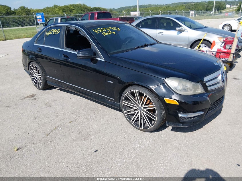 2012 Mercedes-benz C-klasse VIN WDDGF4HB1CR217279 IAAI salvage auction — NORMAL WEAR, Clear (Kansas), sold $25 on 2026-07-30 (photo 1)