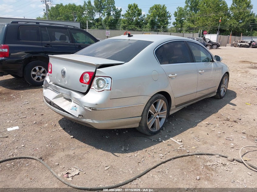 2010 Volkswagen Passat VIN WVWJK7AN6AE068292 IAAI salvage auction — REAR END, Salvage (Ohio), sold $250 on 2026-08-13 (photo 4)