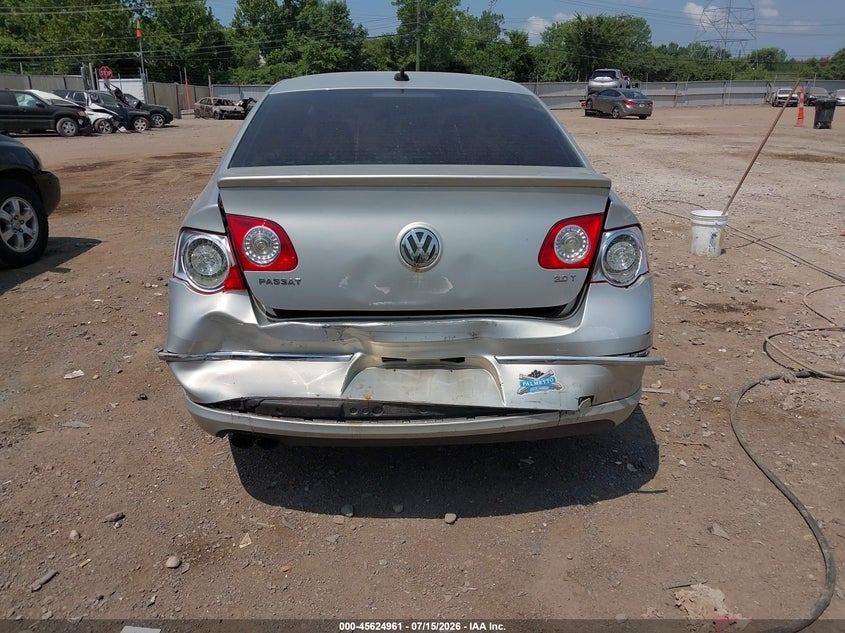 2010 Volkswagen Passat VIN WVWJK7AN6AE068292 IAAI salvage auction — REAR END, Salvage (Ohio), sold $250 on 2026-08-13 (photo 6)