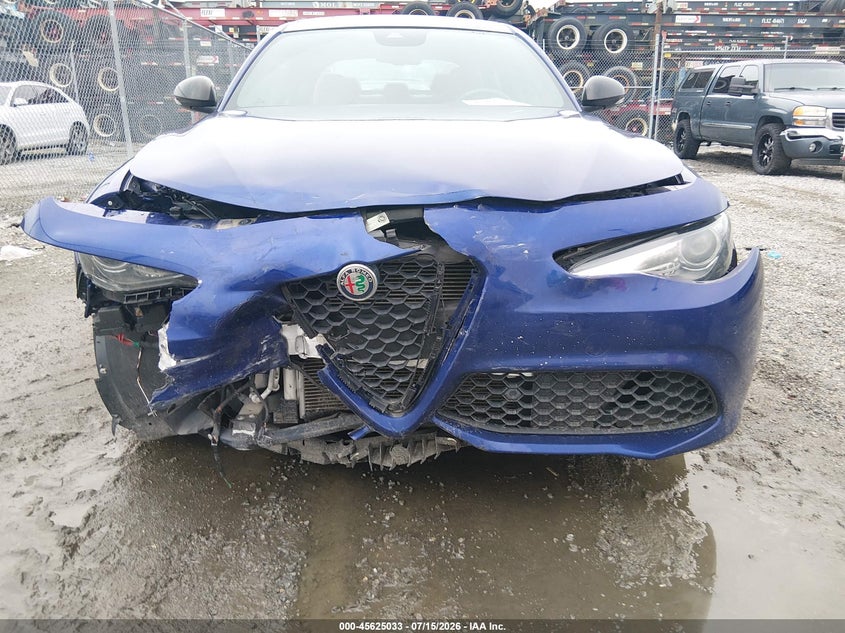2020 Alfa romeo Giulia VIN ZARFANBN7L7635828 IAAI salvage auction — FRONT END, Salvage Title, sold $8,000 on 2026-08-21 (photo 6)