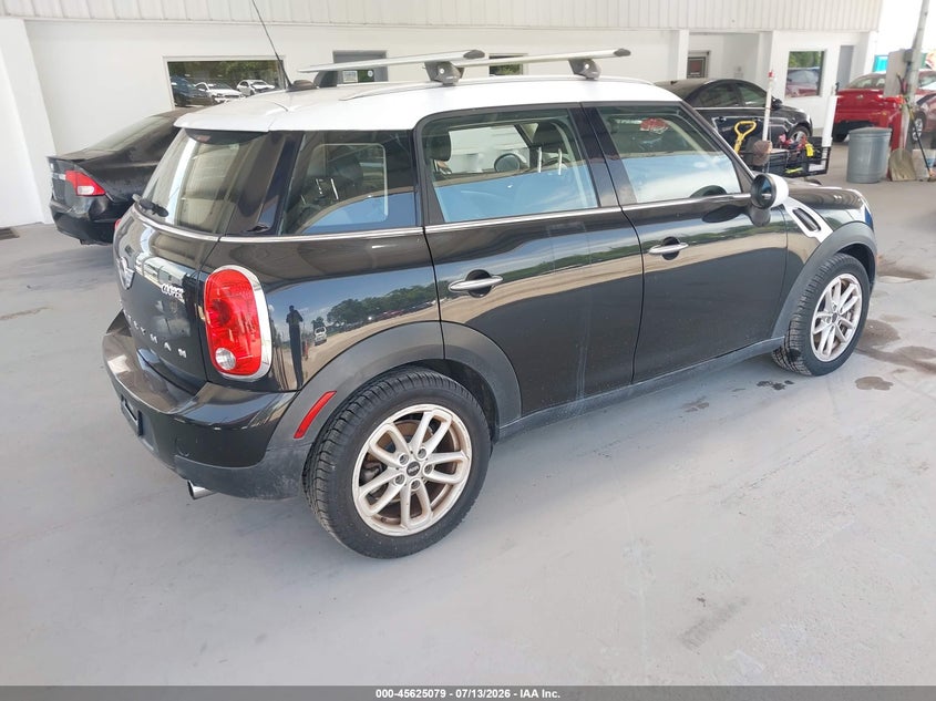 2016 Mini Countryman VIN WMWZB3C51GWR47210 IAAI salvage auction — NORMAL WEAR, Clear (Florida), sold $700 on 2026-07-22 (photo 4)