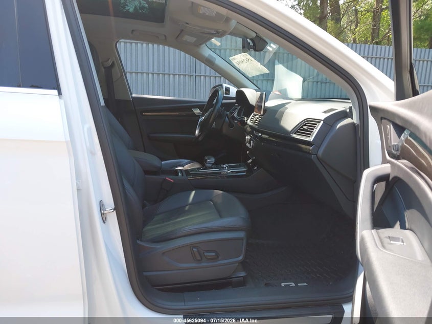 2018 Audi Q5 VIN WA1BNAFY6J2214696 IAAI salvage auction — FRONT END, Salvage (New Jersey), sold $5,900 on 2026-07-29 (photo 5)