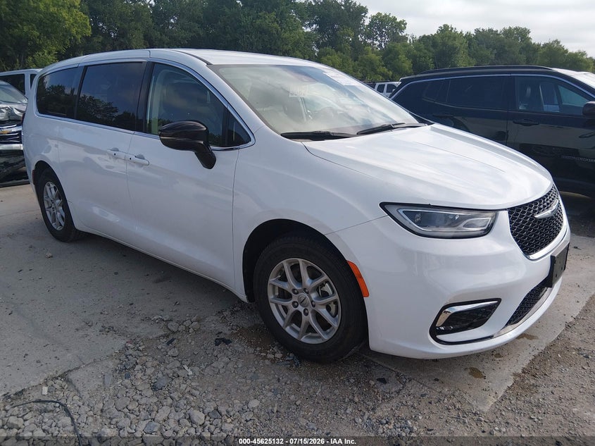 2024 Chrysler Pacifica VIN 2C4RC1BG3RR120084 — IAAI salvage auction photo