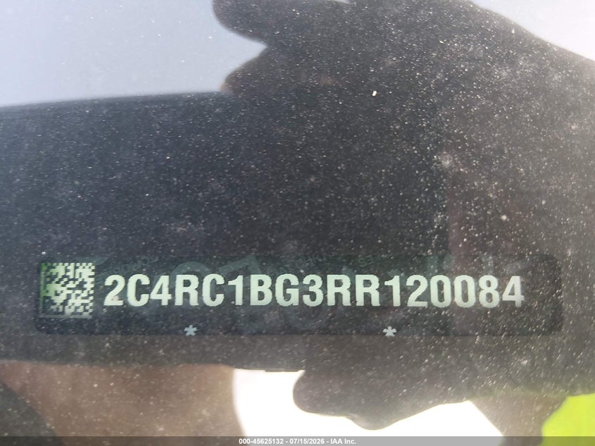 2024 Chrysler Pacifica VIN 2C4RC1BG3RR120084 IAAI salvage auction — ENGINE DAMAGE, Enterprise Vehicles Clear Only (Missouri), sold $13,700 on 2026-07-29 (photo 9)