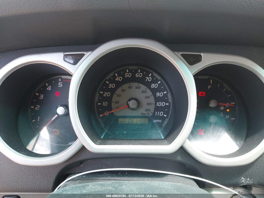 2004 Toyota 4runner VIN JTEZT14R548003878 IAAI salvage auction — NORMAL WEAR, Clear - Dealer Only (California), sold $2,325 on 2026-07-27 (photo 7)