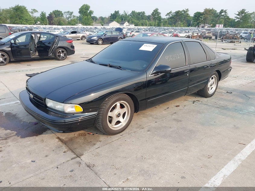 1996 Chevrolet Caprice VIN 1G1BL52P4TR104572 IAAI salvage auction — HAIL, Clear (Indiana), sold $8,450 on 2026-08-07 (photo 2)