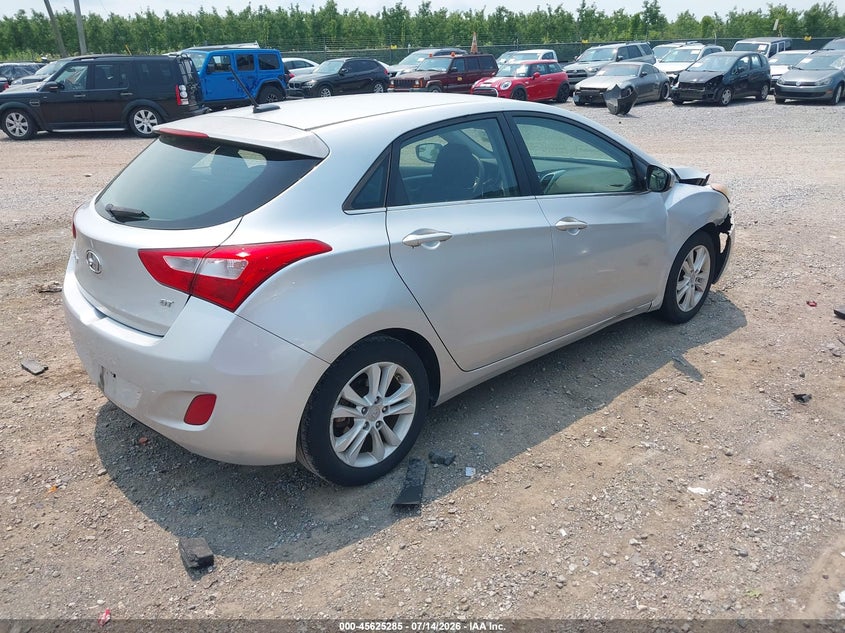 2014 Hyundai Elantra VIN KMHD35LH9EU172465 IAAI salvage auction — FRONT END, Salvage Title, sold $650 on 2026-07-29 (photo 4)