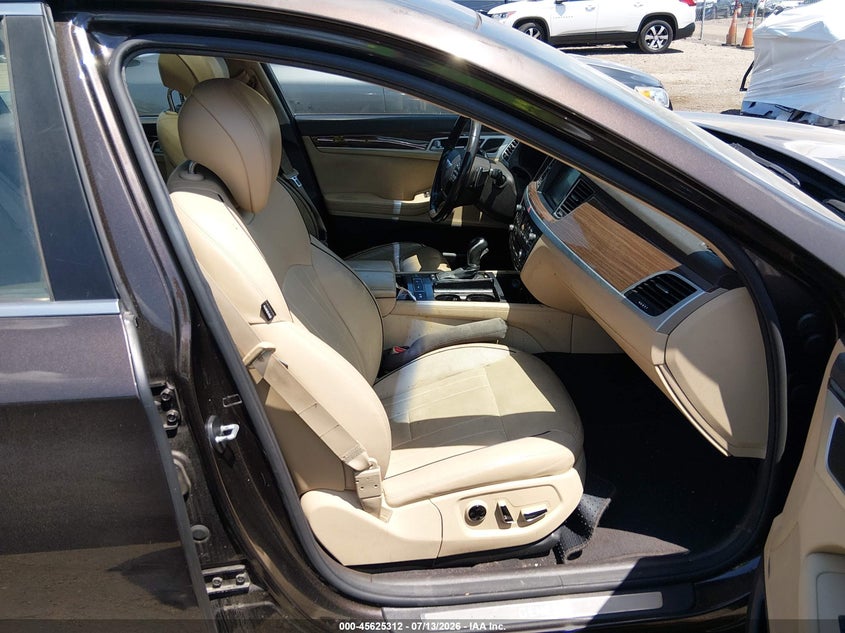 2015 Hyundai Genesis VIN KMHGN4JEXFU064318 IAAI salvage auction — NORMAL WEAR, Original (Ohio), sold $1,050 on 2026-07-30 (photo 5)