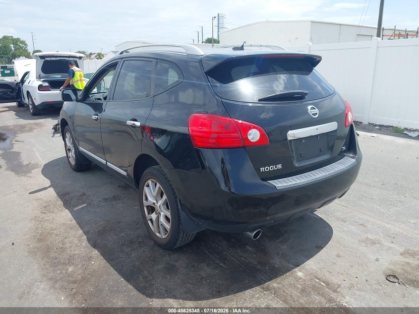 2013 Nissan Rogue VIN JN8AS5MT7DW015909 IAAI salvage auction — RIGHT FRONT, Salvage Title, sold $525 on 2026-07-29 (photo 3)