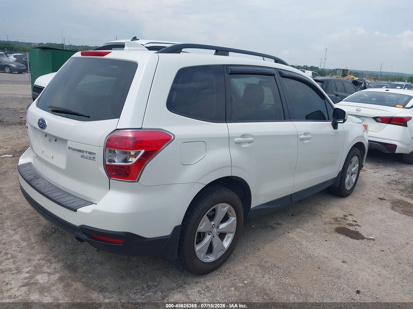 2016 Subaru Forester VIN JF2SJADC2GH561183 IAAI salvage auction — NORMAL WEAR, Clear (Oklahoma), sold $25 on 2026-07-21 (photo 4)