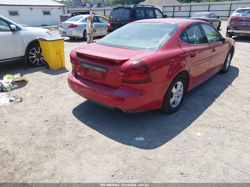 2007 Pontiac Grand prix VIN 2G2WP552171206203 IAAI salvage auction — SIDE, Salvage (Illinois), sold $400 on 2026-08-31 (photo 4)