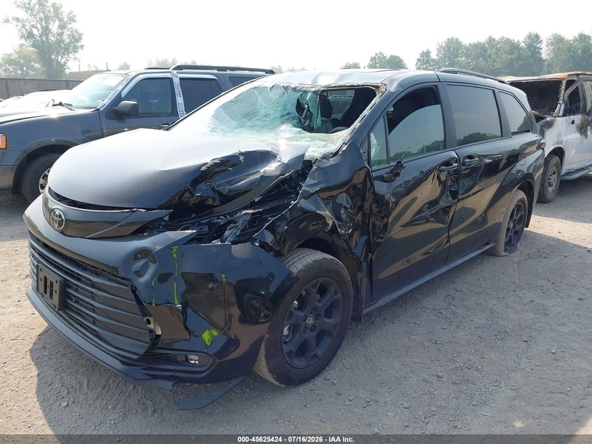 2026 Toyota Sienna VIN 5TDCSKFC7TS255427 IAAI salvage auction — FRONT END, Salvage (Massachusetts), sold $18,150 on 2026-08-20 (photo 2)