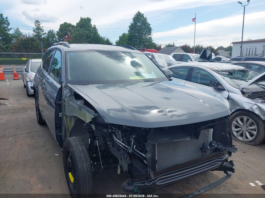 2025 Volkswagen Atlas VIN 1V2HR2CA0SC512236 — IAAI salvage auction photo