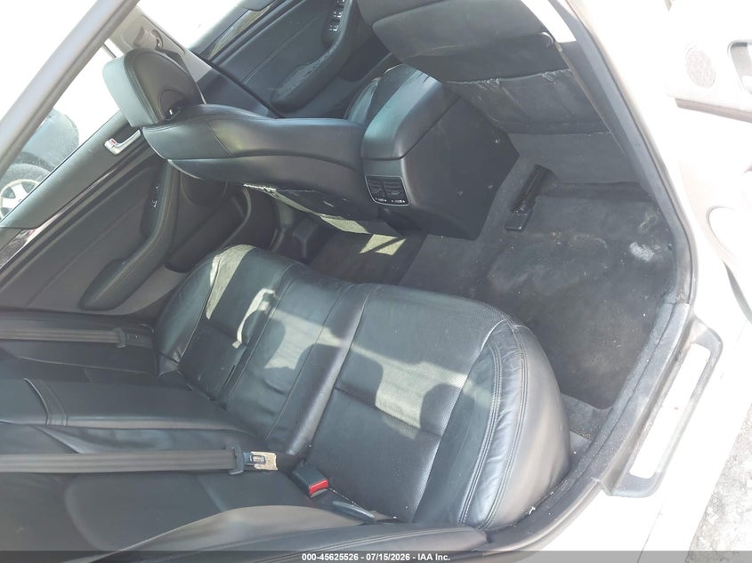 2016 Kia Cadenza VIN KNALN4D76G5211226 IAAI salvage auction — FRONT END, Clear (Virginia), sold $125 on 2026-07-28 (photo 8)