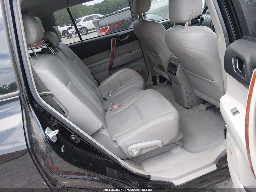 2008 Toyota Highlander VIN JTEDS42A082054614 IAAI salvage auction — NORMAL WEAR, Clear (South Carolina), sold $1,650 on 2026-07-28 (photo 8)