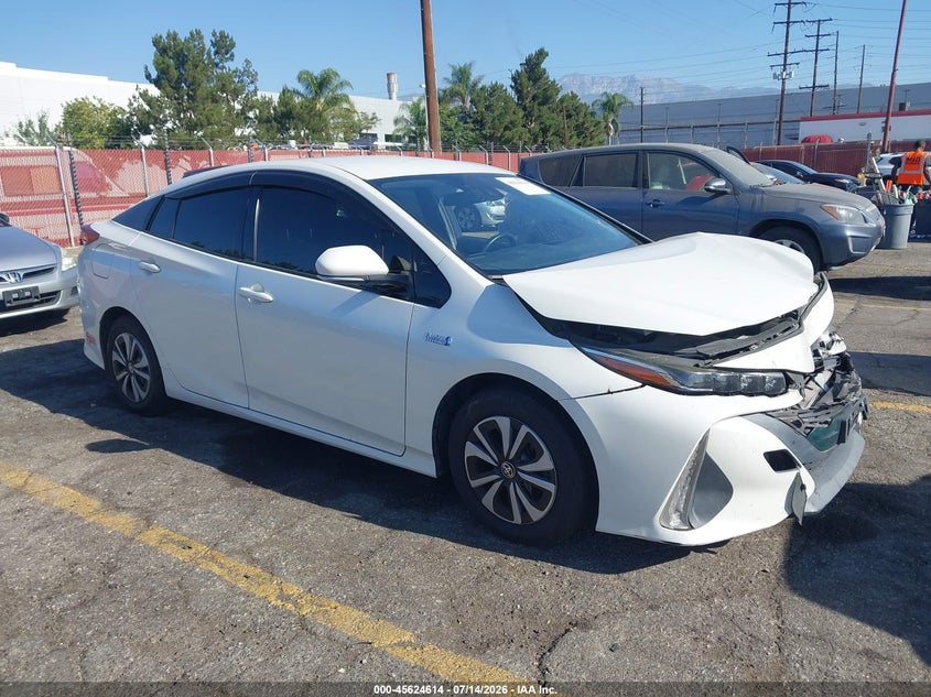 2017 Toyota Prius VIN JTDKARFP0H3040751 IAAI salvage auction — FRONT END, Salvage (California), sold $6,600 on 2026-07-22 (photo 1)