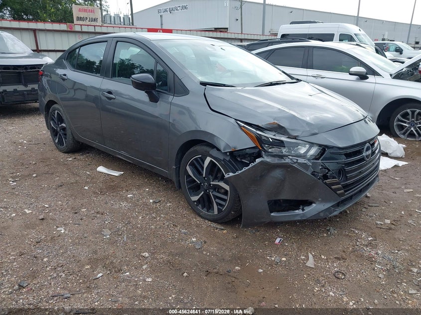 2024 Nissan Versa VIN 3N1CN8FV0RL927020 IAAI salvage auction — FRONT END, Rebuildable (Florida), sold $3,100 on 2026-07-22 (photo 1)