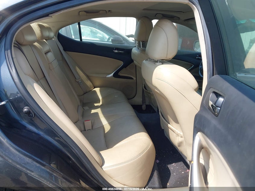 2008 Lexus Is 250 VIN JTHCK262785018777 IAAI salvage auction — NORMAL WEAR, Clear (Illinois), sold $900 on 2026-07-29 (photo 8)