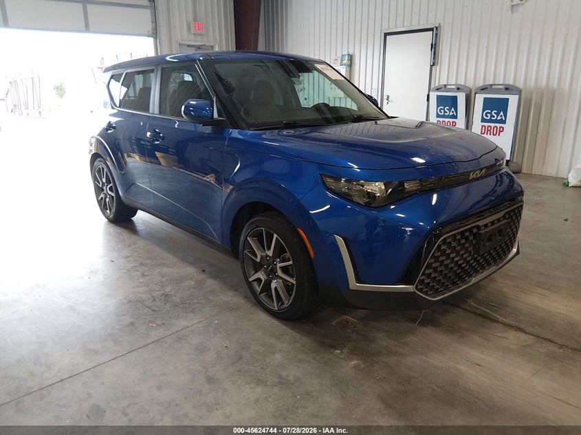 2024 Kia Soul VIN KNDJ33AU0R7226901 IAAI salvage auction — LEFT FRONT, Wait Title, sold $6,525 on 2026-09-11 (photo 1)
