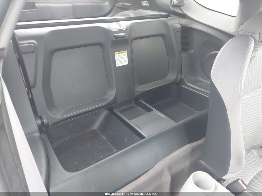 2011 Honda Cr-z VIN JHMZF1D67BS015062 IAAI salvage auction — LEFT SIDE, Clear - Dealer Only (California), sold $400 on 2026-07-29 (photo 8)