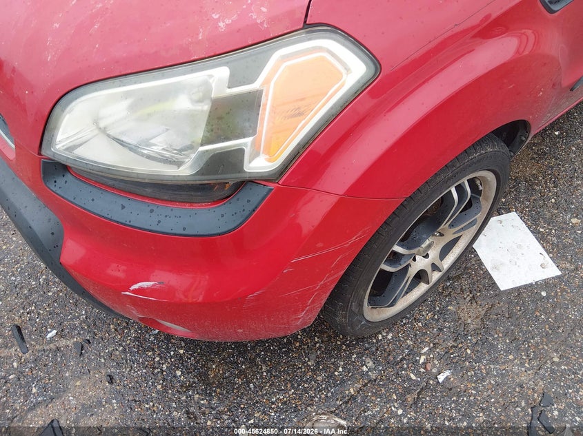 2011 Kia Soul VIN KNDJT2A27B7305884 IAAI salvage auction — NORMAL WEAR, Original (Texas), sold $25 on 2026-07-22 (photo 6)