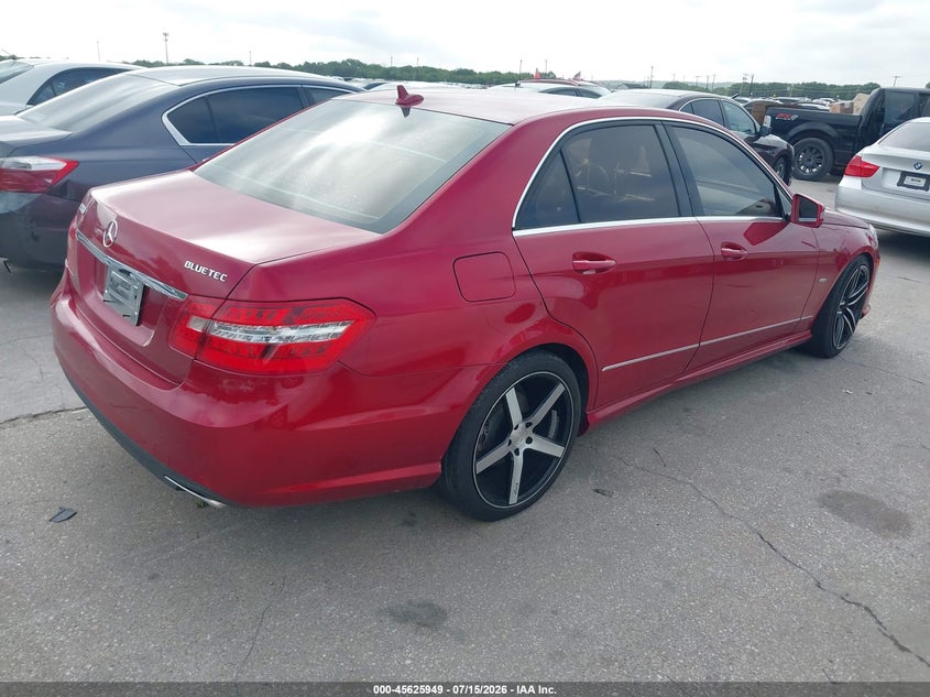 2012 Mercedes-benz VIN WDDHF2EB8CA565804 IAAI salvage auction — NORMAL WEAR, Clear (Arkansas), sold $750 on 2026-07-27 (photo 4)