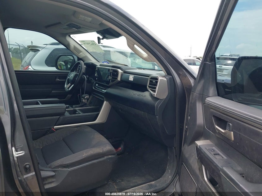 2023 Toyota Tundra VIN 5TFLA5DA6PX062191 IAAI salvage auction — HAIL, Salvage Title, sold $18,975 on 2026-09-08 (photo 5)